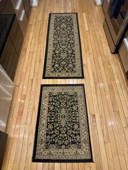2 rugs : long (24x67) & short (24x35,5)