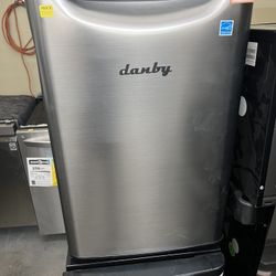 Danby Mini Fridge 