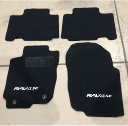 OEM Floor Mats 4 Piece Toyota RAV4 SE 2013-2018 Black Carpet Mat Set