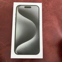 iPhone 15 Pro Max 256 GB