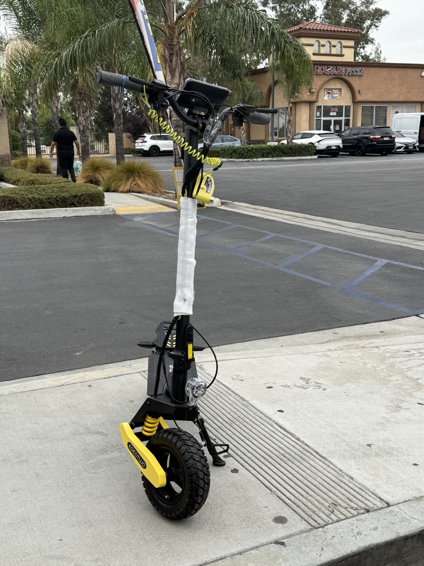iENYRID ES1 Dual Motor Electric Scooter For Adults iENYRID ES1 Dual Motor Off-Road Electric Scooter for Adults: Dual 1200W Motors, 48V 20.8AH Battery,
