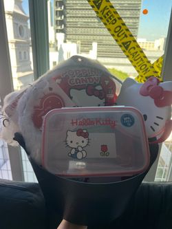 $50 hello kitty basket