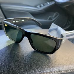 Men’s Ray Bans 