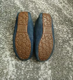 UGG Women's suede Moccasin  Size 7