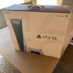 BRAND NEW PS5