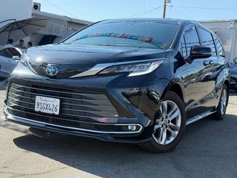 2025 Toyota Sienna