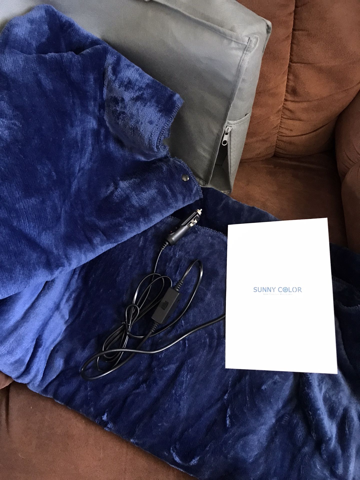Wearable Car Electric Blanket 12 Volt Heated Travel Blanket Plug in Heating Throw for Car Truck SUV Van with Controller 2 Heating Level Ideal for Camp