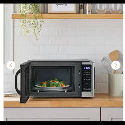 Horno Vissani 21 in. 1.1 cu. ft. 1000-Watt Countertop Microwave Oven in Fingerprint Resistant Stainless Steel and Bar handle