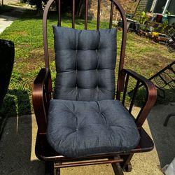 Nursery Chair / Glider Chair