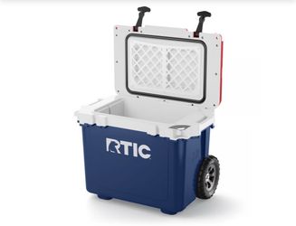 RTIC 22 QT ULTRA-LIGHT WHEELED COOLER