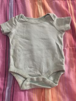 Baby gap onesie