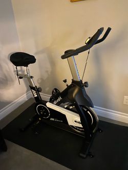 Stationary excercise bike