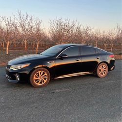 2017 Kia Optima SX TURBO SEDAN 4D