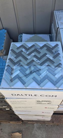 12x12 glass and marble Mosaic Backsplash Tile 60sqft available $5sqft Firm NORTH HOLLYWOOD AREA SELLING FROM HOME
