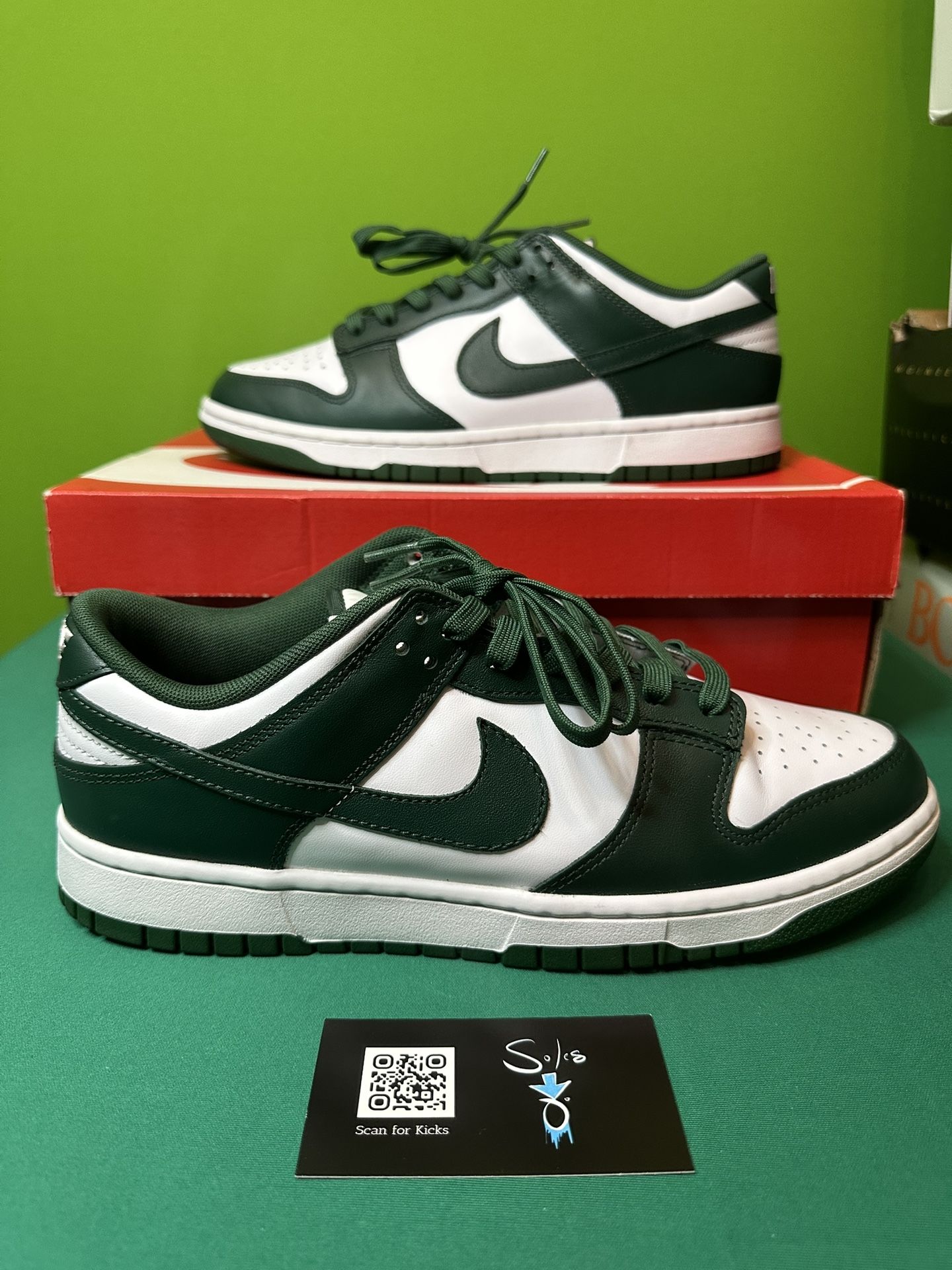 Nike Dunk Low “Michigan State” VNDS Size 9.5 DD1391-101
