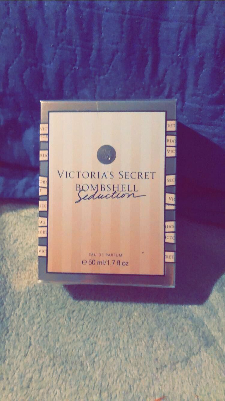 Victoria Secret bombshell seduction perfume! NEW