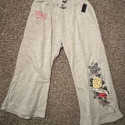 Women Ed Hardy Sweats