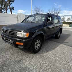 1997 Nissan Pathfinder 