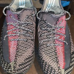 Yeezy Boost 350 V2