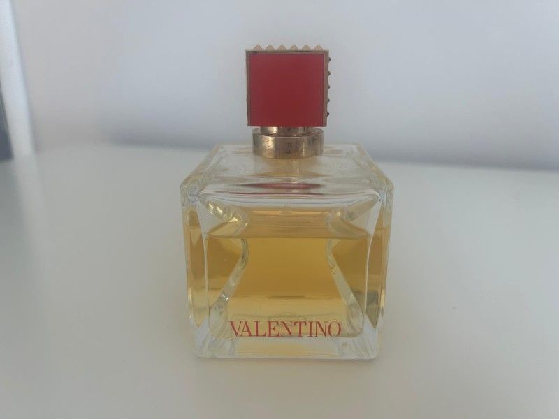 Valentino Voce Viva 3.4 Oz Eau De Parfum Perfume