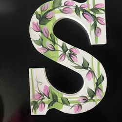 8.5 x 6 S initial wall art 