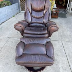 Auntie Leather Mid Century Recliner