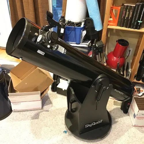 Orion SkyQuest XT8 Telescope