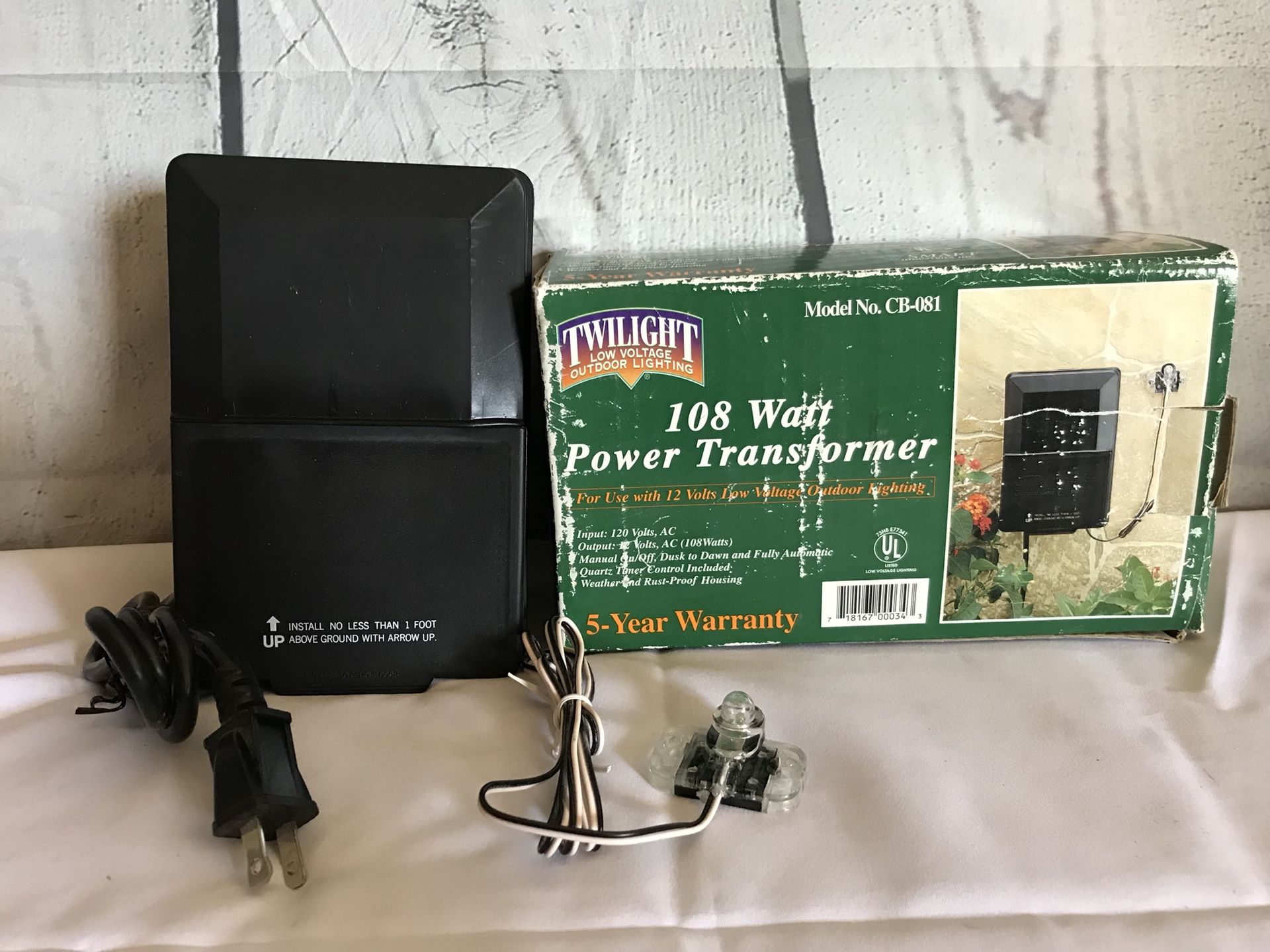 Twilight Low Voltage Outdoor Lighting System 12V Transformer SL-0018 CB-081