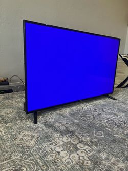 43" Onn Smart TV – Works Great