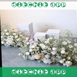 Dreamy Wedding Decor – With Gorgeous Flower Arrangements difference debate