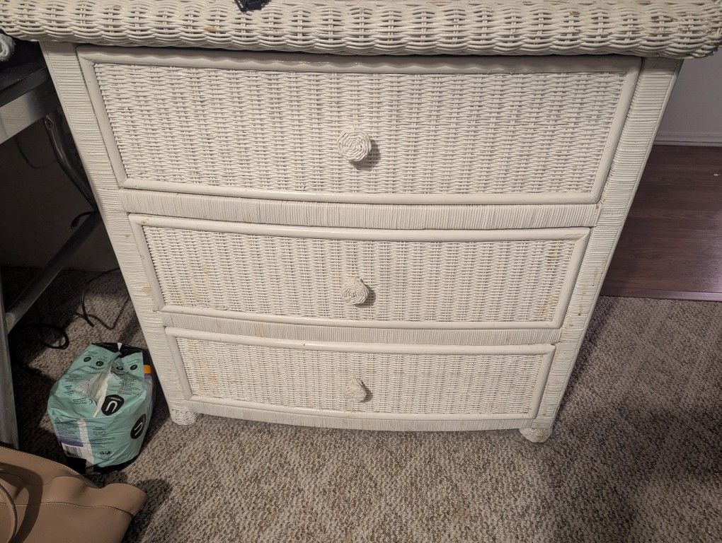 3 Drawer White Wicker Dresser