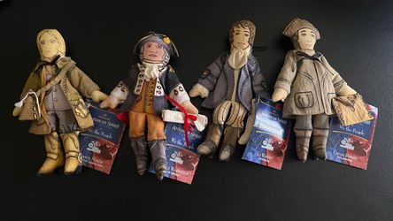 Hallmark American Spirit Collection – 4 Historical Cloth Dolls