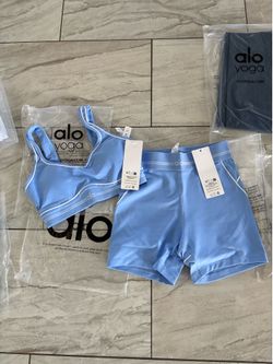 ALO WOMEN SET  BABY BLUE SIZE SMALL