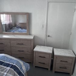 2 NightStand and a Dresser Set 