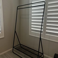 Metal Garment Rack (black) 