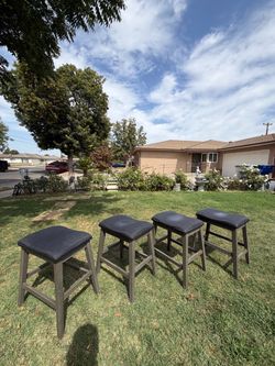 $85 free delivery really nice barstools $85 free delivery really nice barstools
