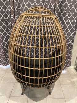 Set of 2 Egg Chairs