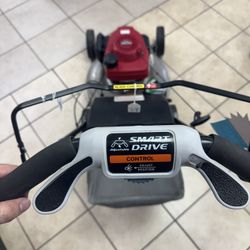 HONDA Twin Blade Lawn Mower 