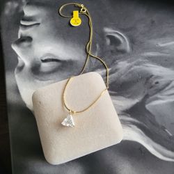 Jewelry 18k Gold Overlay  Necklace 