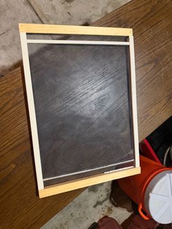 Frost King 21" - 37"W x 15"H Aluminum & Wood Adjustable Window Screen