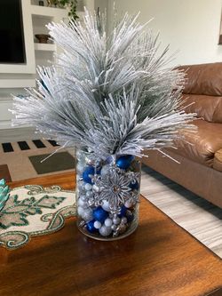 Christmas vase decor