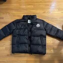  Authentic Men’s Moncler Jacket With Receipts 