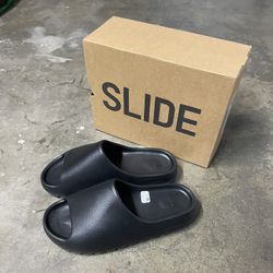 YEEZY Slides