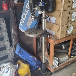 Cal-Hawk 12 Speed Drill Press