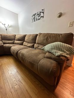 L shaped recliners