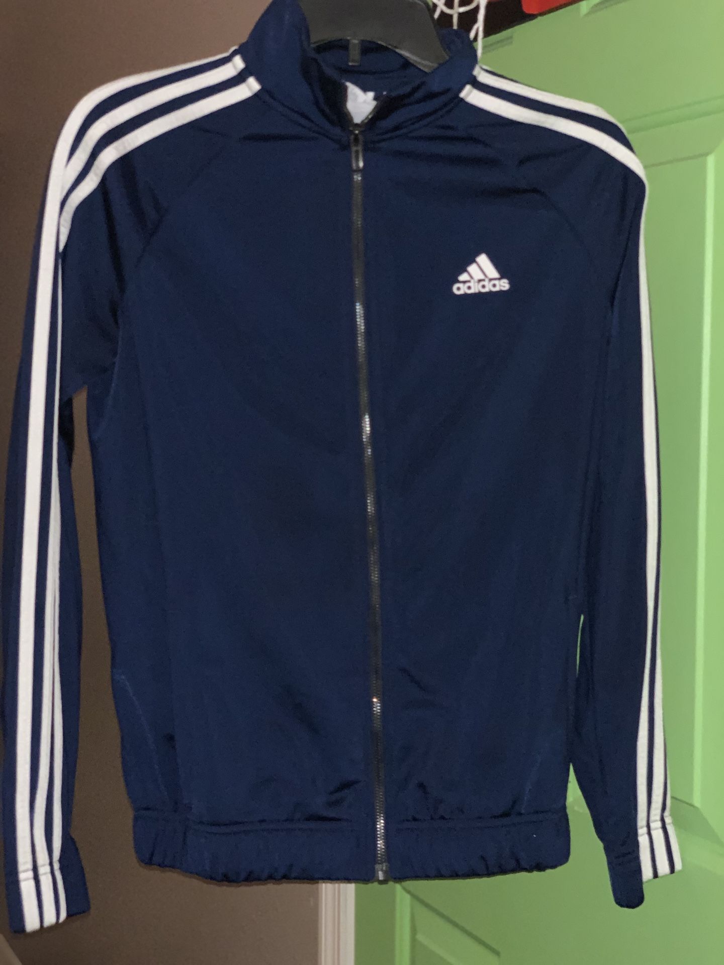 Adidas sweater size small