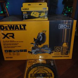 DeWalt XR 12" Double Bevel Sliding Miter Saw, XR PowerPack 8ah Battery & Charger,  2x Brand New Saw Blades
