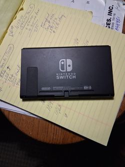 NINTENDO SWITCH w/o joy stick