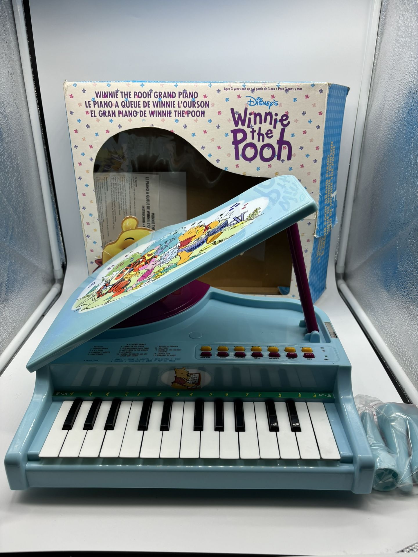 Disney Store Winnie The Pooh Electronic Keyboard Record Grand Piano 24 Keys