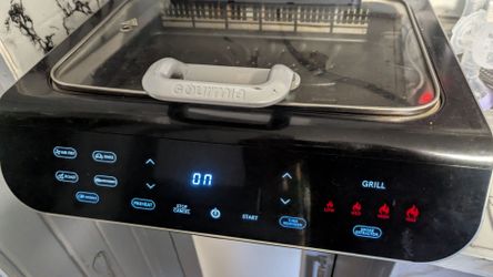 Gourmia Indoor Grill & Air Fryer